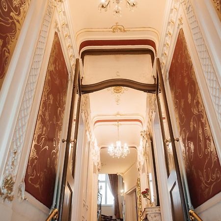 Alisa Hotel カルロヴィ・ヴァリ エクステリア 写真